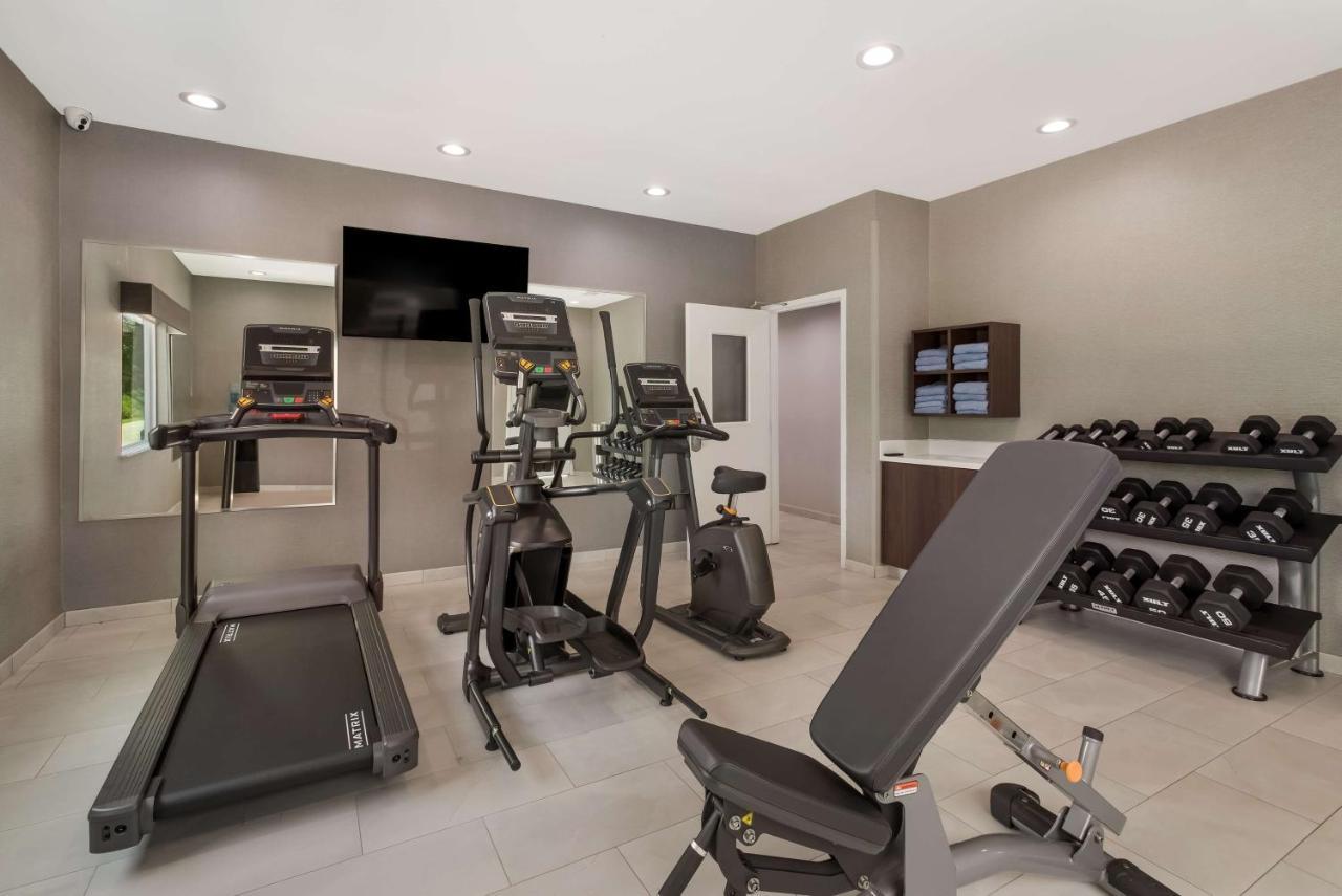 Best Western La Place Inn Екстер'єр фото