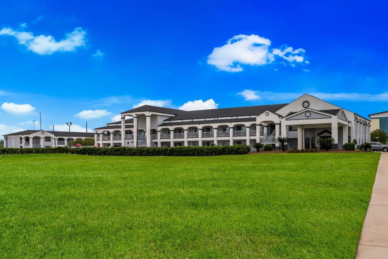Best Western La Place Inn Екстер'єр фото