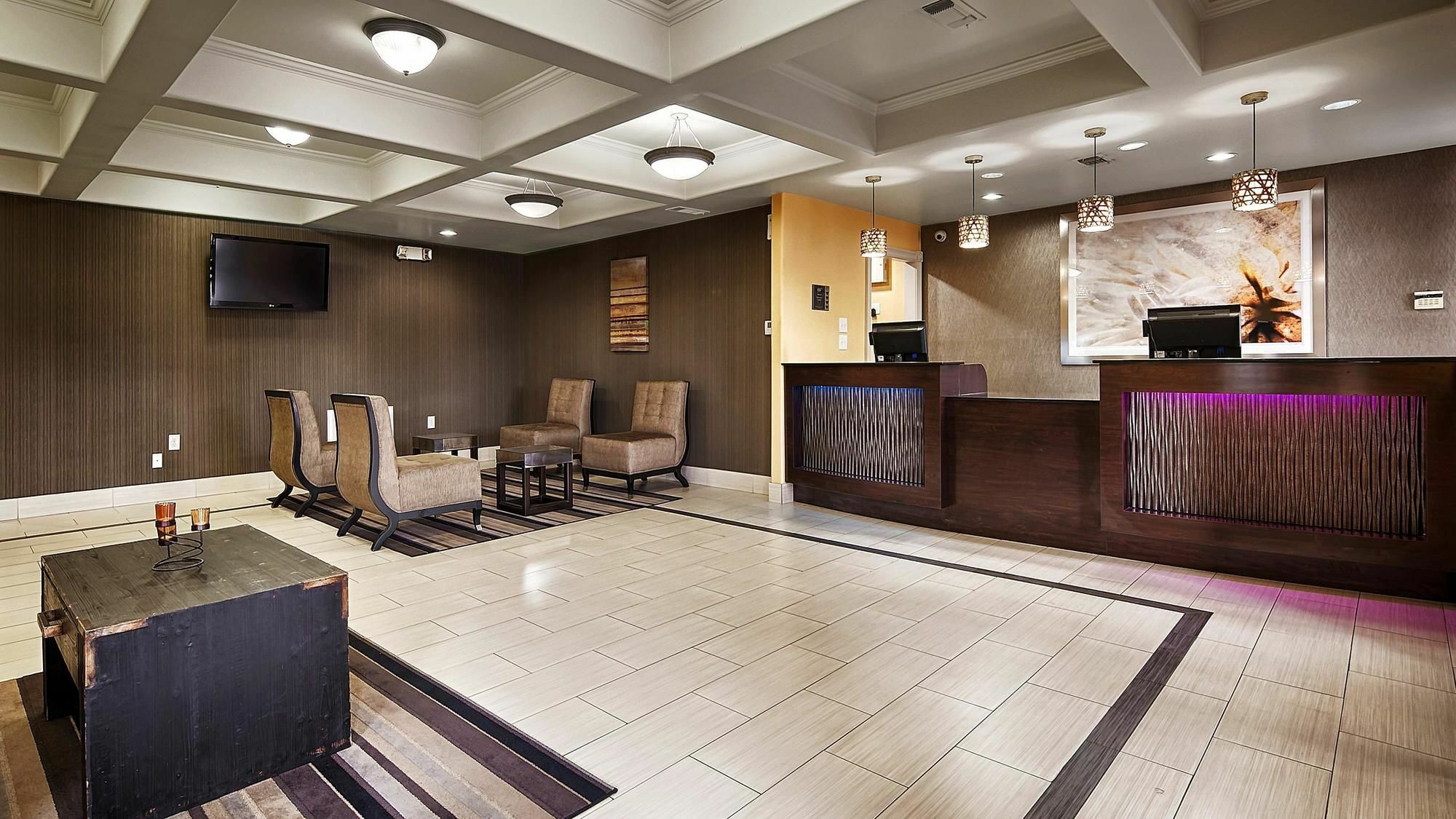 Best Western La Place Inn Екстер'єр фото
